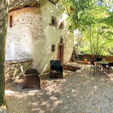 Le Patio Du Chateau De Thanville Luaran gambar